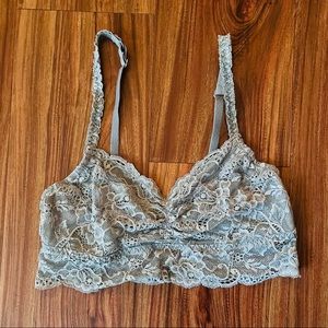 *SOLD* PINK gray lace bralette
